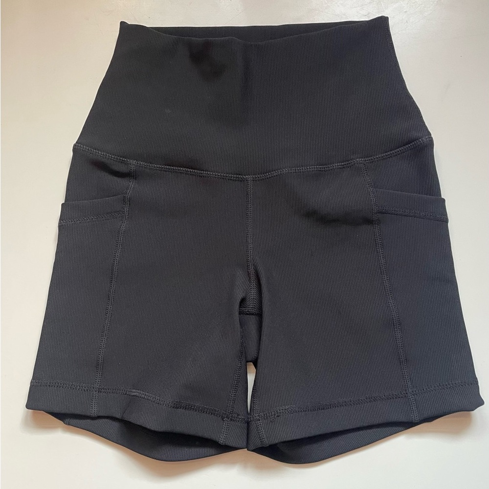 Brand new, never worn, 90 degree by Refkex ribbed shorts, size XS